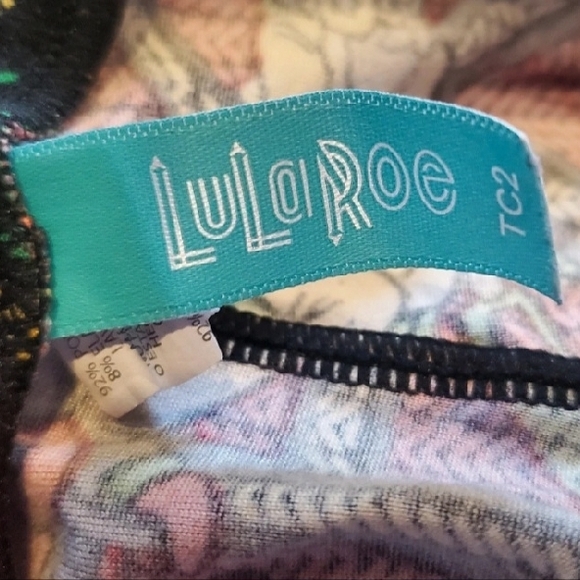 Colorful Santa Print Leggings - Picture 4 of 5